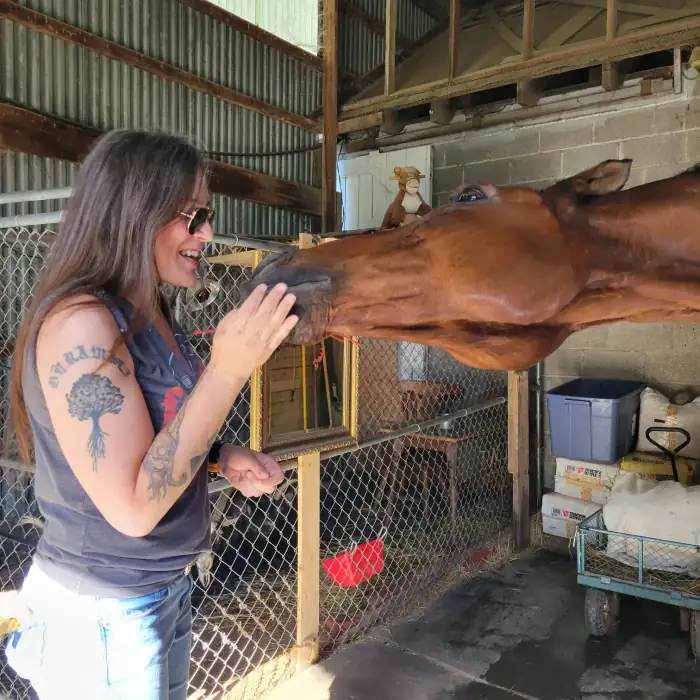 Sweet Donny looking for a kiss (May 2022)